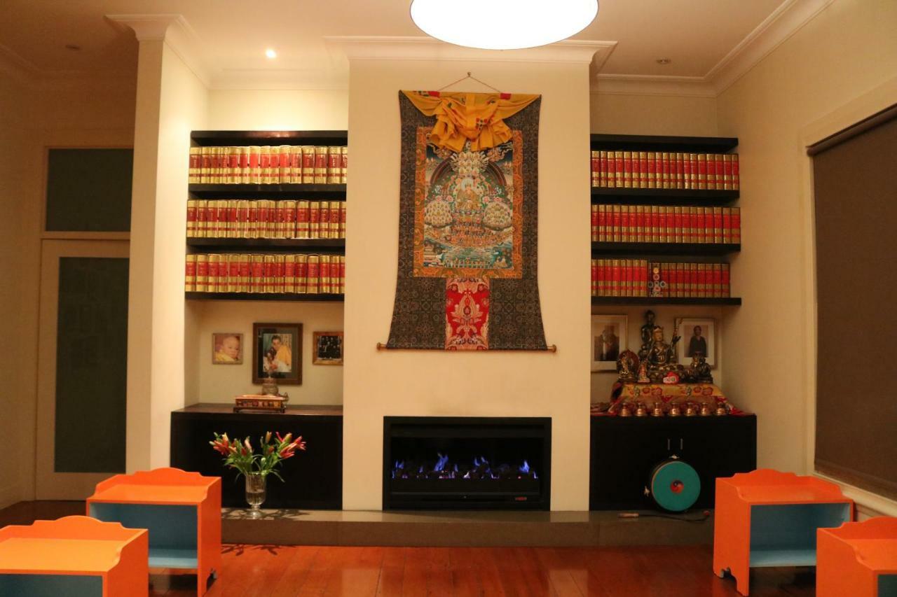 Nyima Tashi Buddhist Centre Оукланд Екстериор снимка