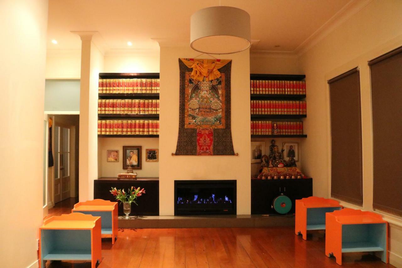 Nyima Tashi Buddhist Centre Оукланд Екстериор снимка
