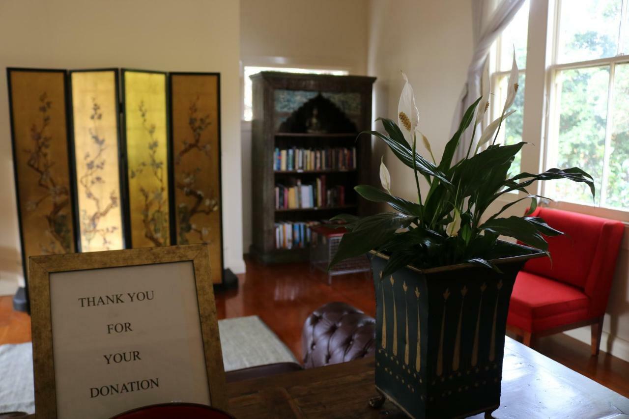 Nyima Tashi Buddhist Centre Оукланд Екстериор снимка